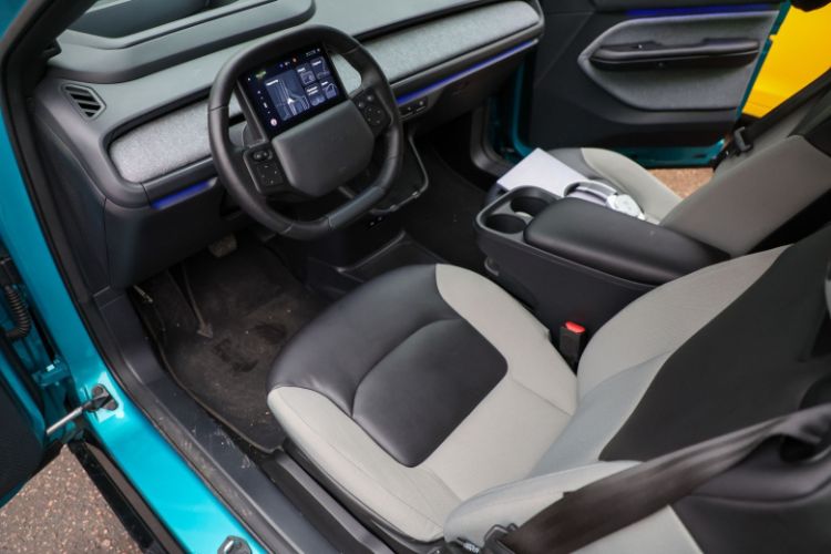 Avtomobillərdəki isidilən oturacaqlar kişilərin sağlamlığına təhlükədir