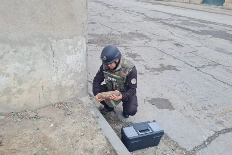 Sumqayıtda top mərmisi aşkarlanıb - VİDEO