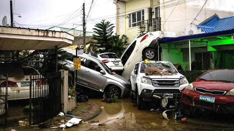 Filippində baş verən tayfun nəticəsində ölənlərin sayı 40-a çatıb
