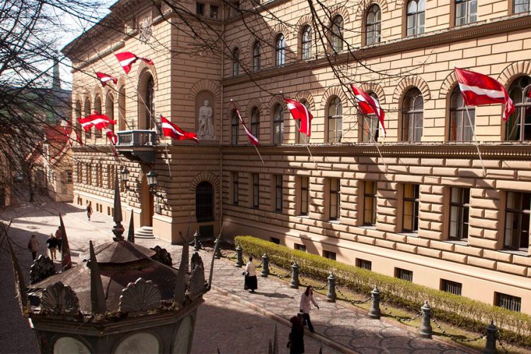 Latviya İstanbul Konvensiyasından çıxmasını təxirə saldı