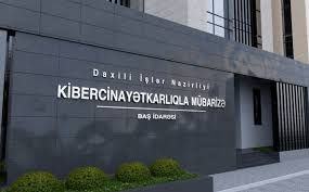 Kiberpolis “Instagram” və “TikTok”da qumarı reklam edən 17 tiktokeri saxlayıb 