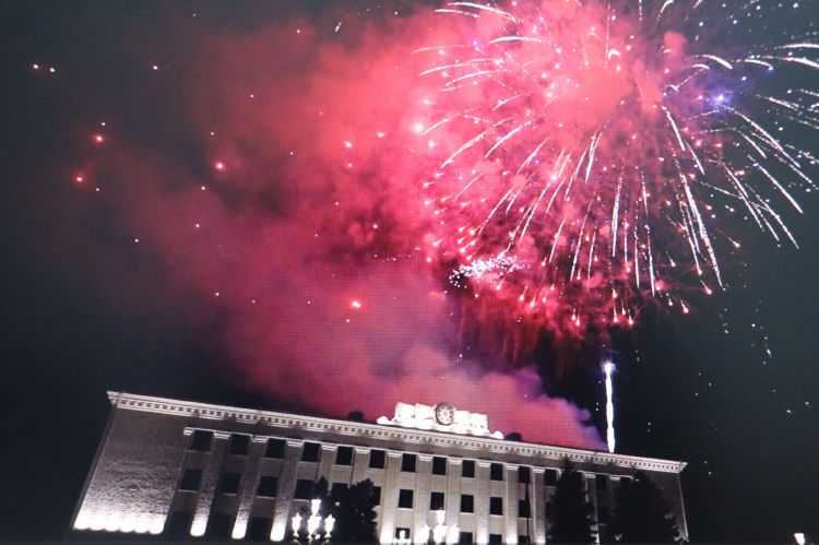 Xankəndidə Zəfər atəşfəşanlığı 