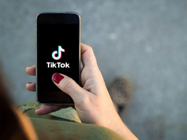 Malidə “TikTok” paylaşımlarına görə gənc qadın edam edilib