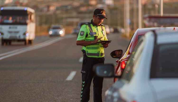 DYP bayram tətilindən dönənlərə müraciət edib