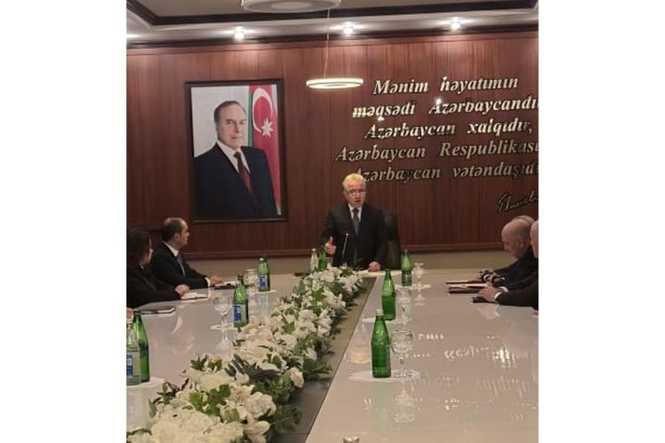 Nəsiminin yeni icra başçısı kollektivə təqdim olunub