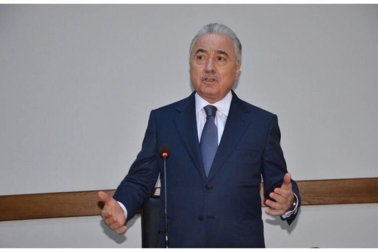 Kürdəmirin yeni icra başçısı kollektivə təqdim olunub