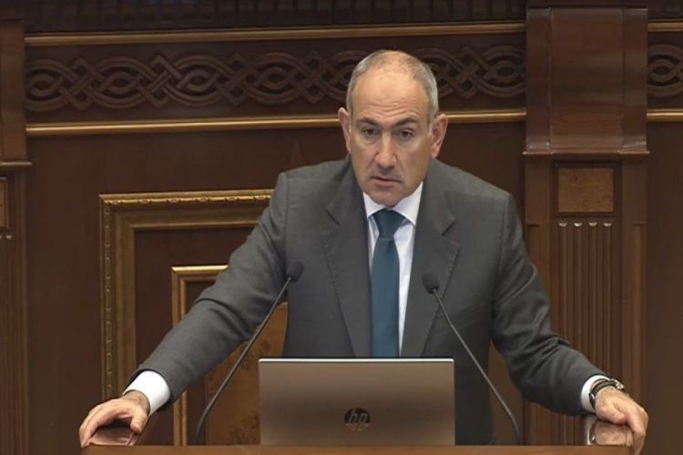 Paşinyan üç il əvvələ qədər digər ölkələrin Ermənistana silah satmamasının səbəbini açıqlayıb
