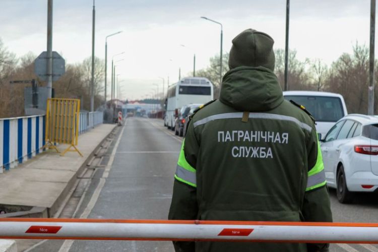 Polşa Belarusla iki sərhəd keçid məntəqəsini açır