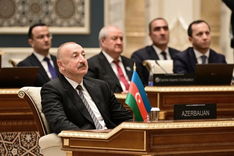 İlham Əliyev Daşkənddə təqdimat mərasimində iştirak edib - FOTO