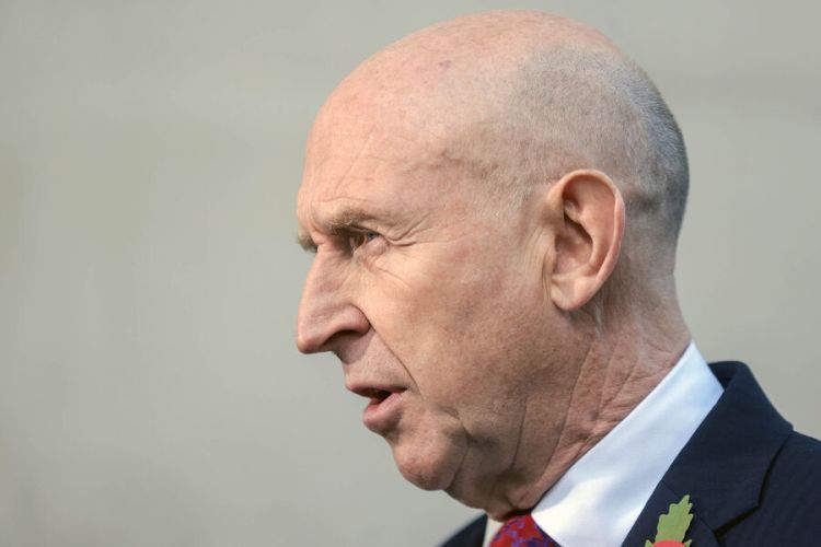 Britaniya Aİ-nin müdafiə fondunda iştirak etməyə hazır deyil