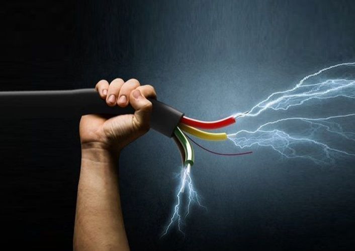 Bakıda restoranın 4 əməkdaşını elektrik cərəyanı vuraraq öldürüb