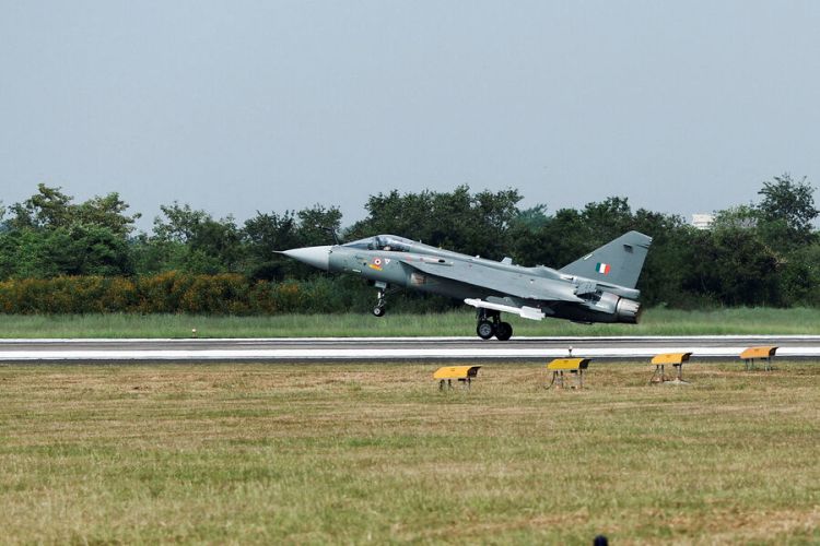 Dubayda qəzaya uğrayan təyyarənin pilotunun taleyi açıqlandı