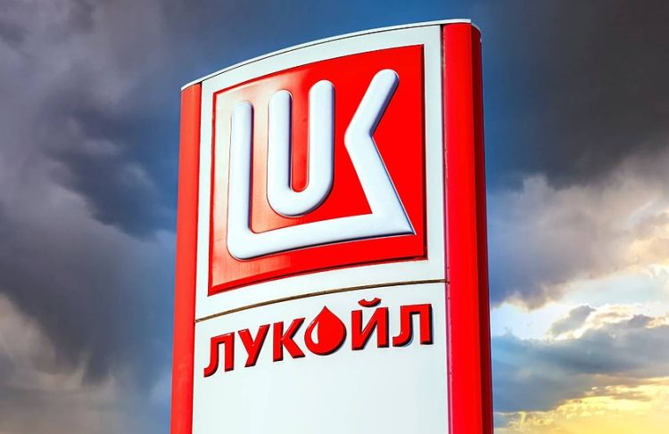 Litva LUKOIL yüklərinin Kalininqrada daşınmasını dayandırdı