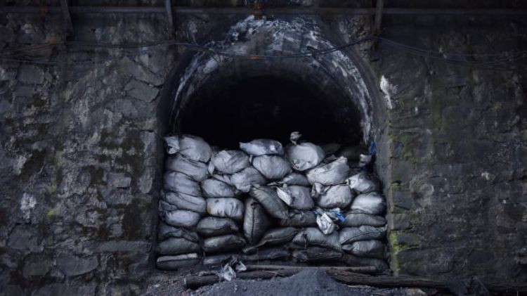 İspaniyada kömür mədəninin çökməsi nəticəsində üç işçi torpaq altında qaldı