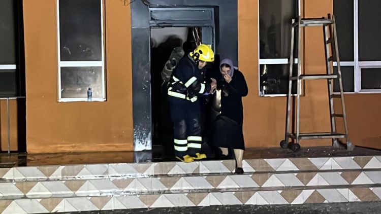 Baş Prokurorluq: Yasamalda yaşayış binasında yanğınla bağlı cinayət işi açılıb