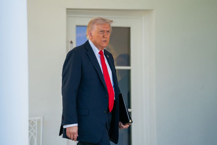 Tramp Si Cinpinin Çinə səfər dəvətini qəbul edib