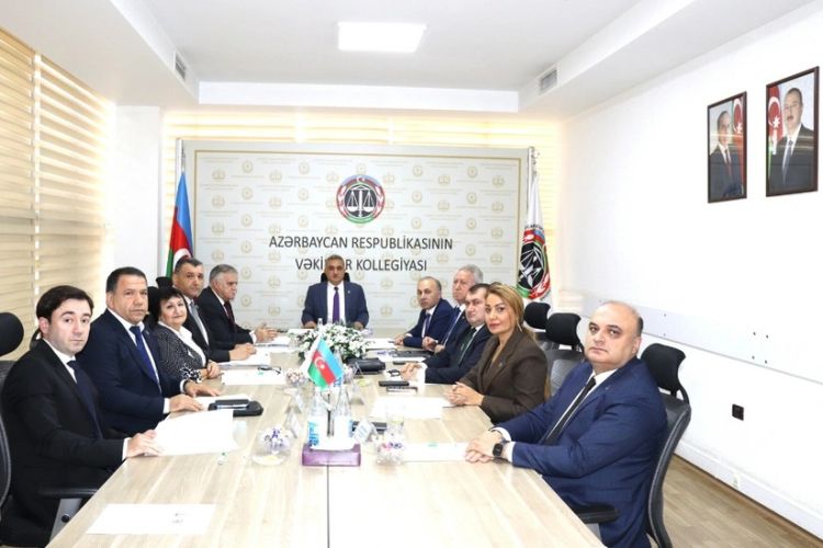 Bir vəkilin fəaliyyətinə xitam verilib