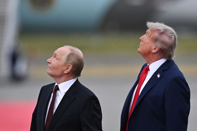 Putin: "Trampla Budapeştdə görüşməkdən məmnun olaram"