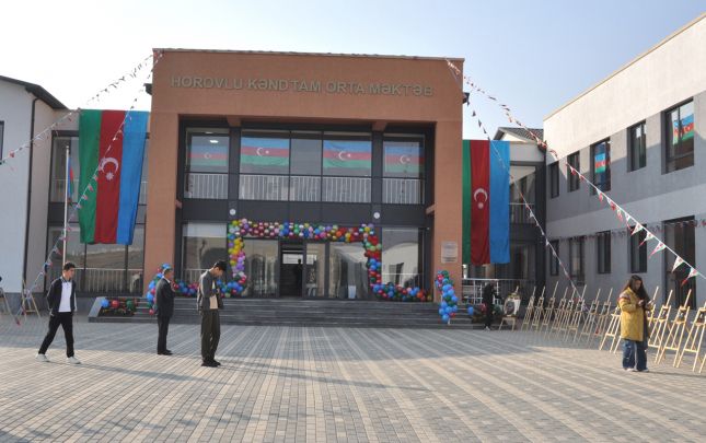 Horovluda tam orta məktəb fəaliyyətə başladı