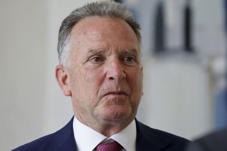 Uitkovun təyyarəsi vaxtından əvvəl Rusiyaya çatıb