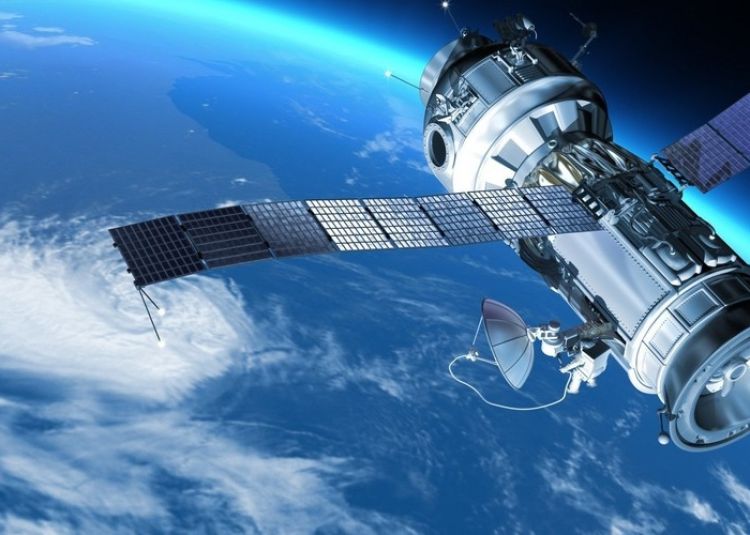 Azərbaycan orbitə "Zəfər" peyki buraxıb