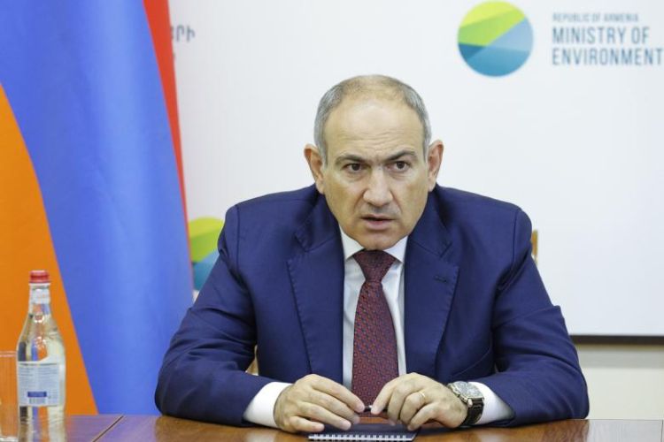 Paşinyan Ermənistanda yoxsulluğun səbəbini vətəndaşların bacarıqsızlığında görüb