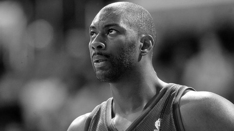 NBA çempionu Elden Kempbell vəfat edib