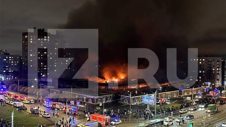 Sankt-Peterburqda bazarda yanğın: Ölən var - VİDEO
