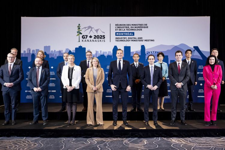 ABŞ Rusiyanın iştirak edəcəyi "G7"yə alternativ yaratmaq istəyir