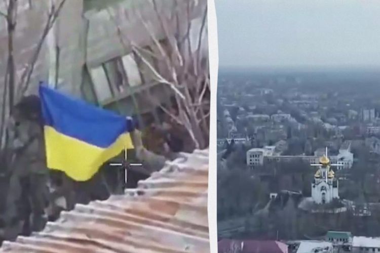 Qızğın döyüşlərin getdiyi Pokrovsk şəhərinin mərkəzində Ukrayna bayrağı qaldırılıb - VİDEO