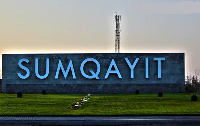 İllərin qəzalı binaları tarixə qovuşur: Sumqayıtda böyük söküntü başlayır - VİDEO