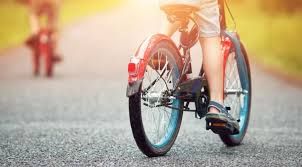 Ağdamda azyaşlı velosipeddən yıxılaraq ölüb