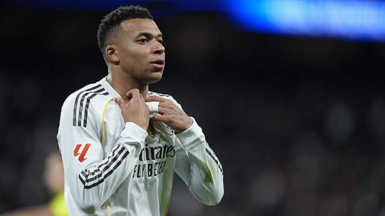 Fransanın PSJ klubu Kilian Mbappeyə təxminən 61 milyon avro ödəyəcək