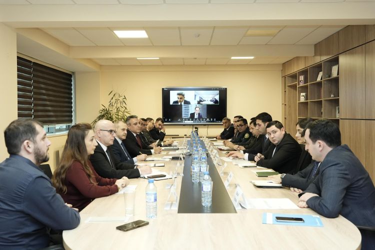 ƏƏSMN-də işəgötürənlərlə növbəti görüş olub