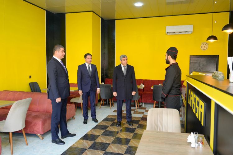 Kürdəmirdə özünüməşğulluq proqramı çərçivəsində qurulmuş təsərrüfatlara baxış olub