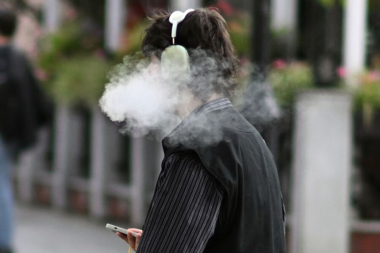 Penza vilayətində elektron siqaretlər qadağan olunub