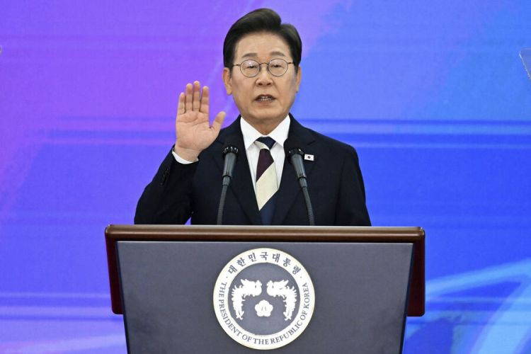 Cənubi Koreya prezidenti saç tökülməsinin müalicəsi ilə bağlı  hökumətə tapşırıq verib