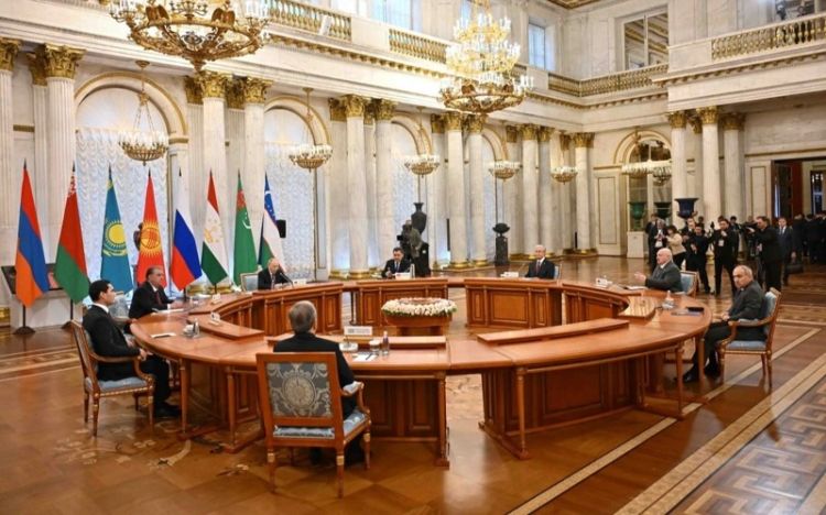 Qazaxıstan Prezidenti MDB dövlət başçılarının qeyri-rəsmi görüşündə iştirak edib - VİDEO