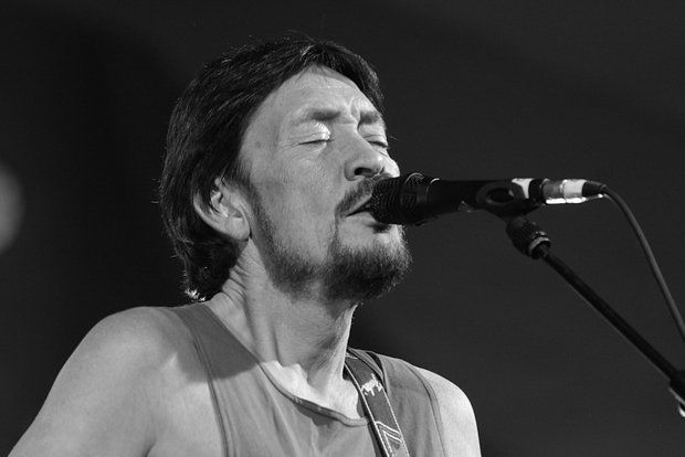 Britaniyalı müğənni Kris Ri vəfat edib