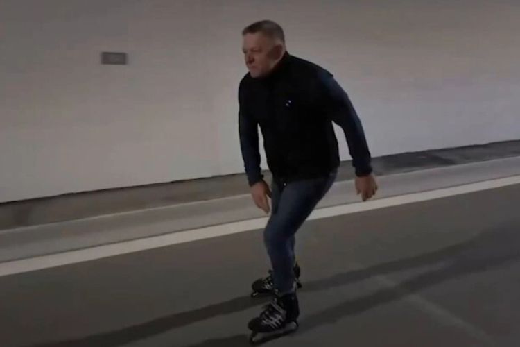 Baş nazir Fitso Slovakiyada tunelinin açılışını qeyri-adi şəkildə etdi - VİDEO