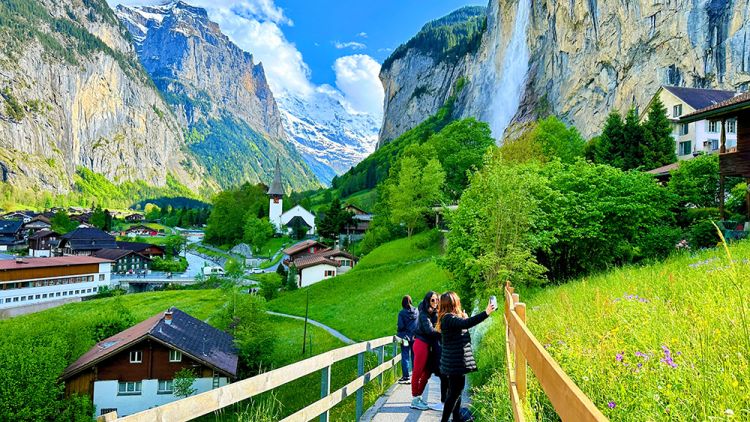 İsveçrə birinci oldu: Ağıllı insanların yaşadığı ölkələrin reytinqi