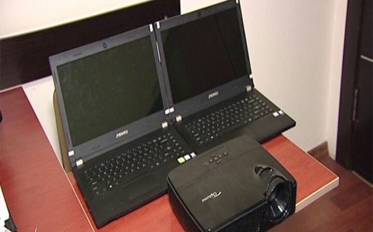 Sumqayıtda sərxoş kişi məktəbdən oğurluq etdi