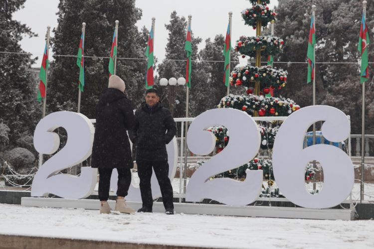 Xankəndinə ilk qar yağıb - FOTO