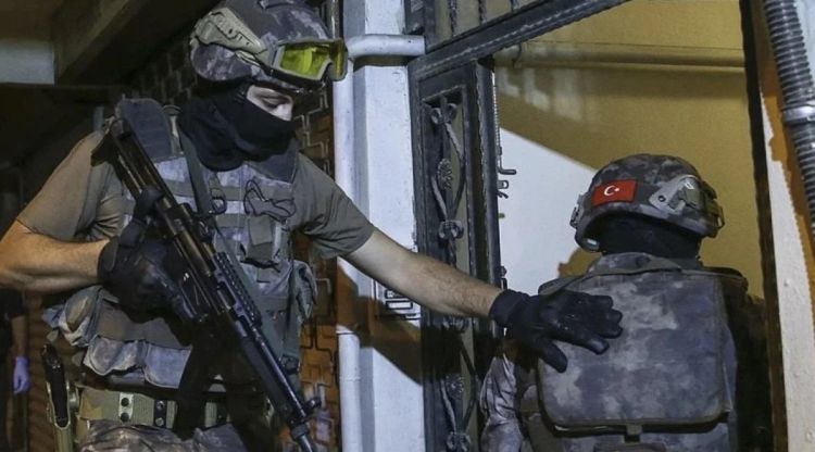 Türkiyədə İŞİD-ə qarşı keçirilən əməliyyatda  3 polis həlak olub