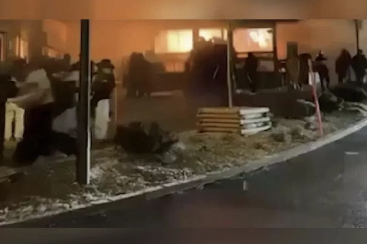 İsveçrədə barda partlayış:  40 nəfər ölüb