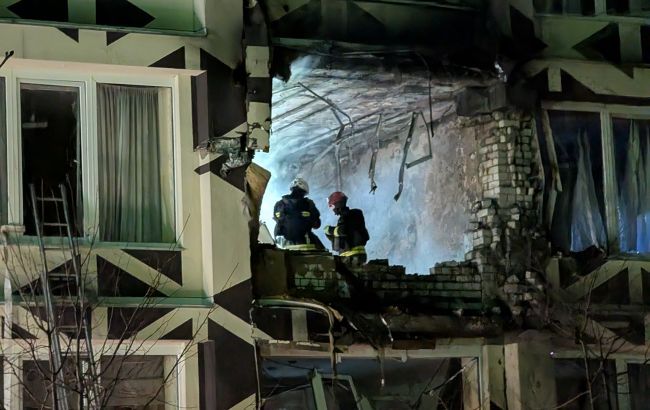 Kiyevdə xəstəxanaya zərbə endirilib: ölən və yaralananlar var