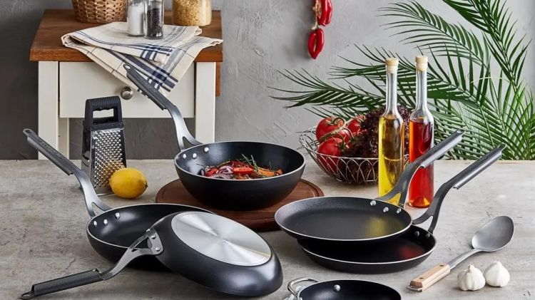 Teflon örtüklü qazanların satışı qadağan edilir? - VİDEO