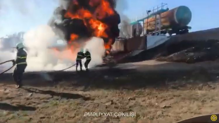 Qazaxda yanacaq daşıyan avtomobildə yanğın olub, ölən var-  YENİLƏNİB - VİDEO