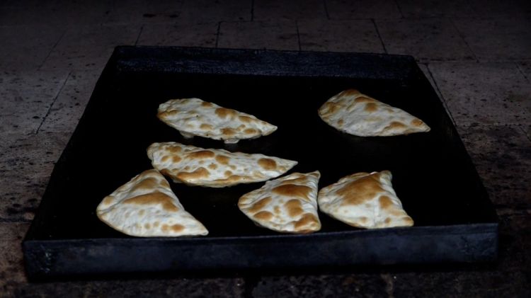 Sumqayıtda dənizkənarı obyektlərdə dəvə qutabı menyudan niyə çıxarıldı?