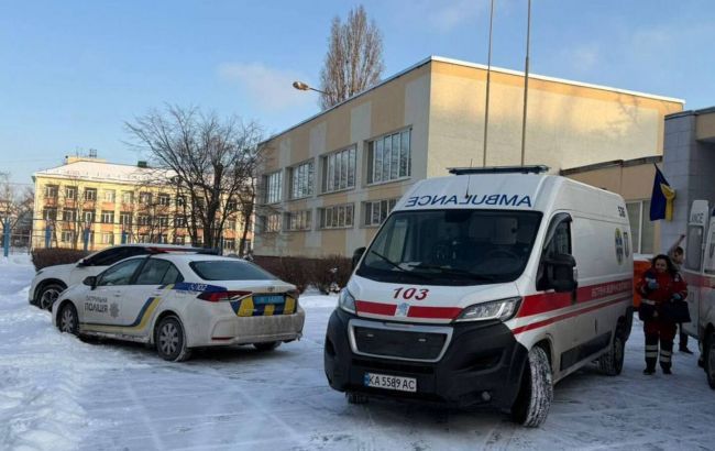 Kiyev məktəbində bıçaqlı hücum: şagirdin fotosu yayılıb